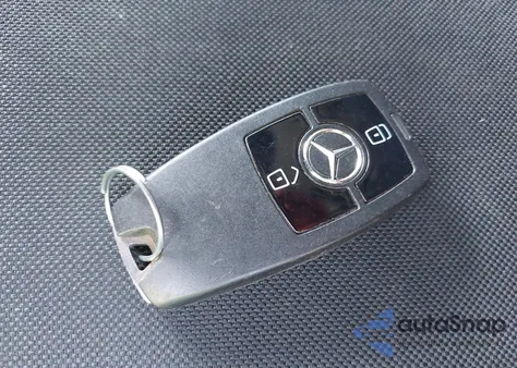 2019 Mercedes-Benz Sprinter 2500 High Roof V6/Standard Roof V6 z USA, uszkodzony, nr VIN WD4PF0CDXKT000722